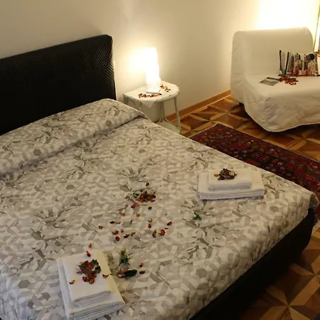 Apartment Antica Corte Trieste