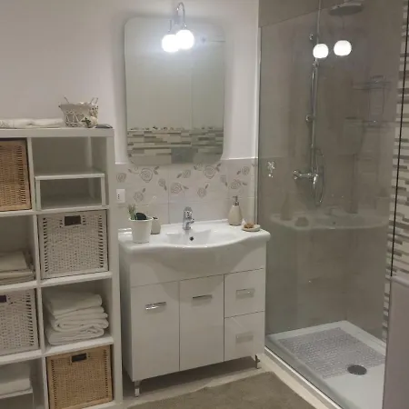 Antica Corte Apartment *